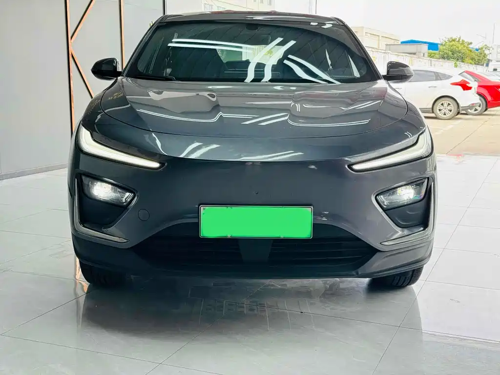 Nezha X 2023 model 400 Lite