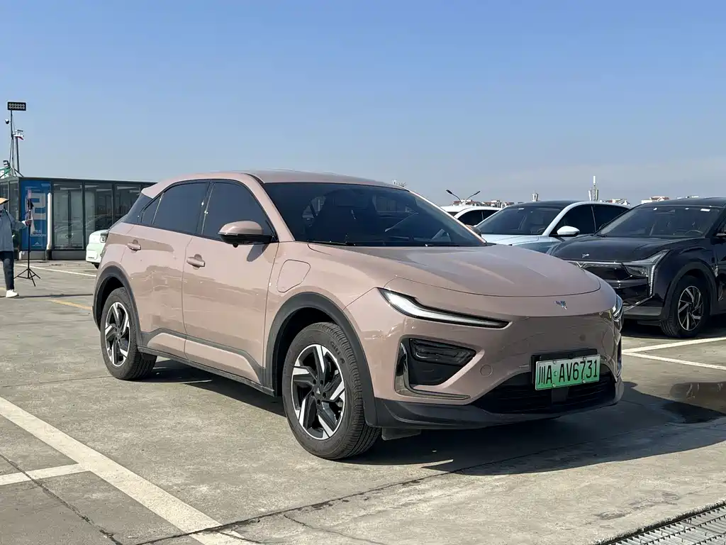 Nezha X 2023 model 400 Lite