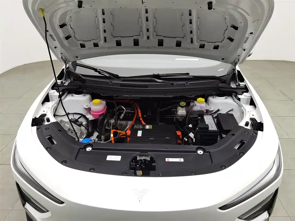 Nezha X 2023 model 400 Lite