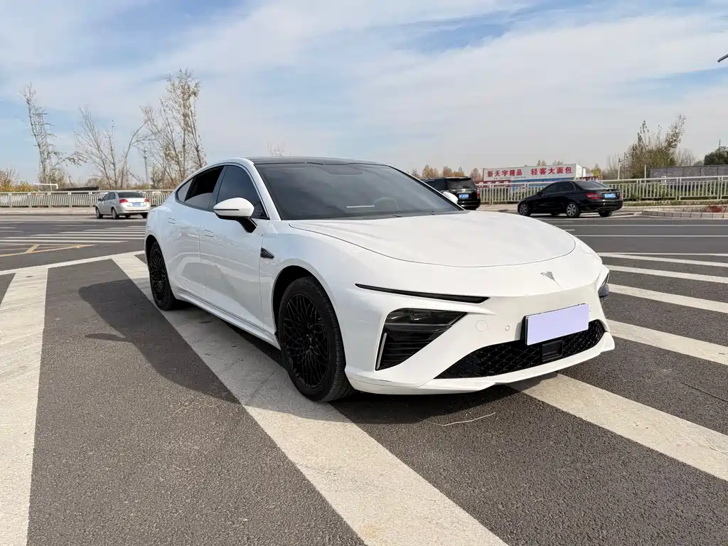 Nezha S 2024 pure electric 520km rear drive Lite version
