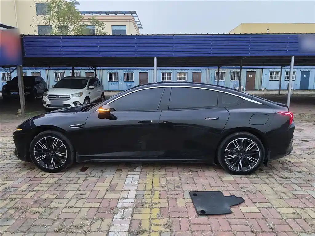 Фото машины 24