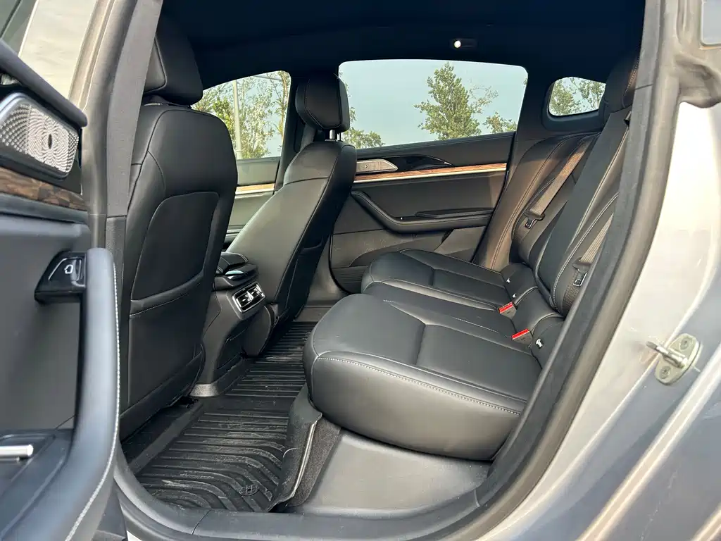 Nezha S 2024 model facelift and range extension 1060 Lite version