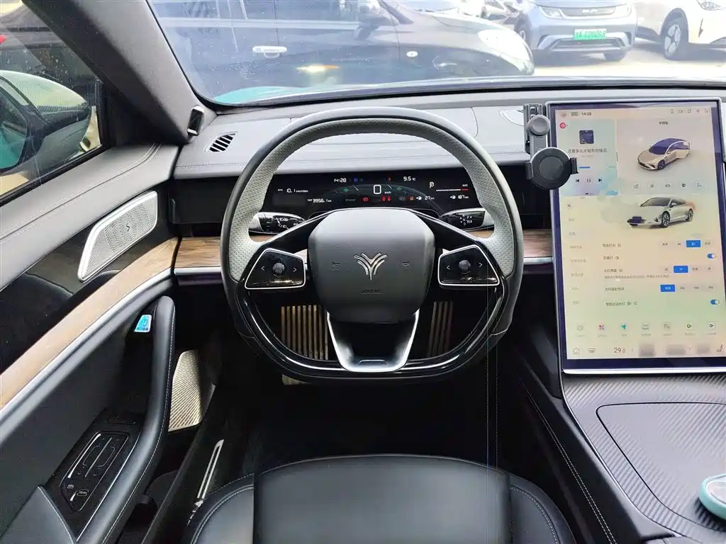 Фото машины