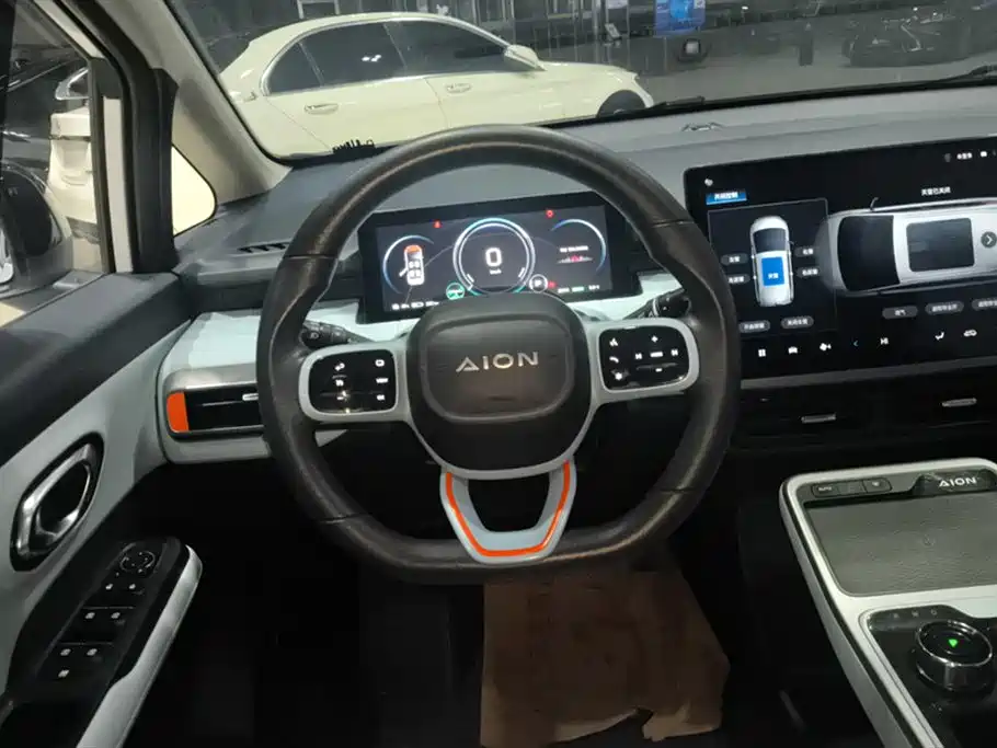 AION Y 2021 Model 70 Smart Collar Edition