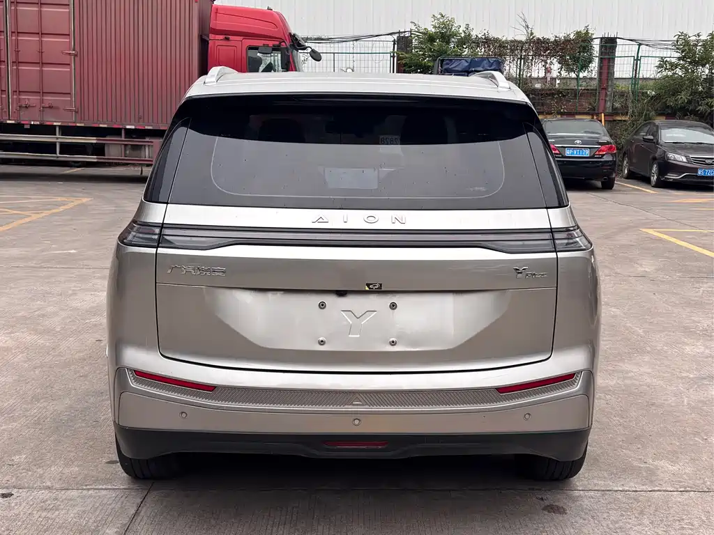 Фото машины 24