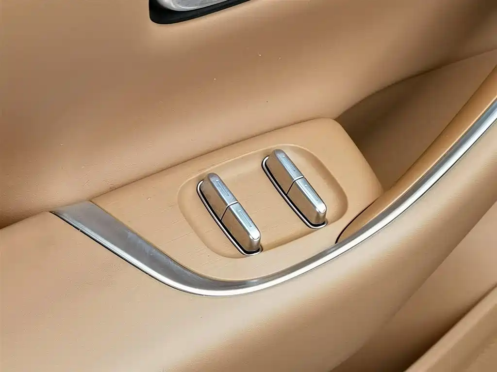 Фото машины 23