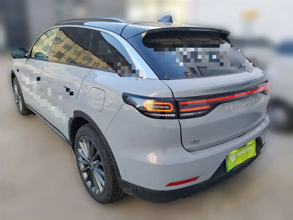 Фото машины 24