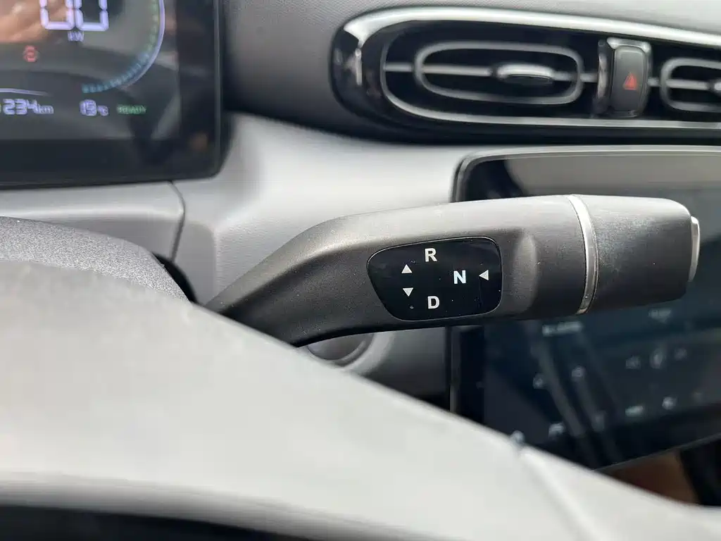 Фото машины 30