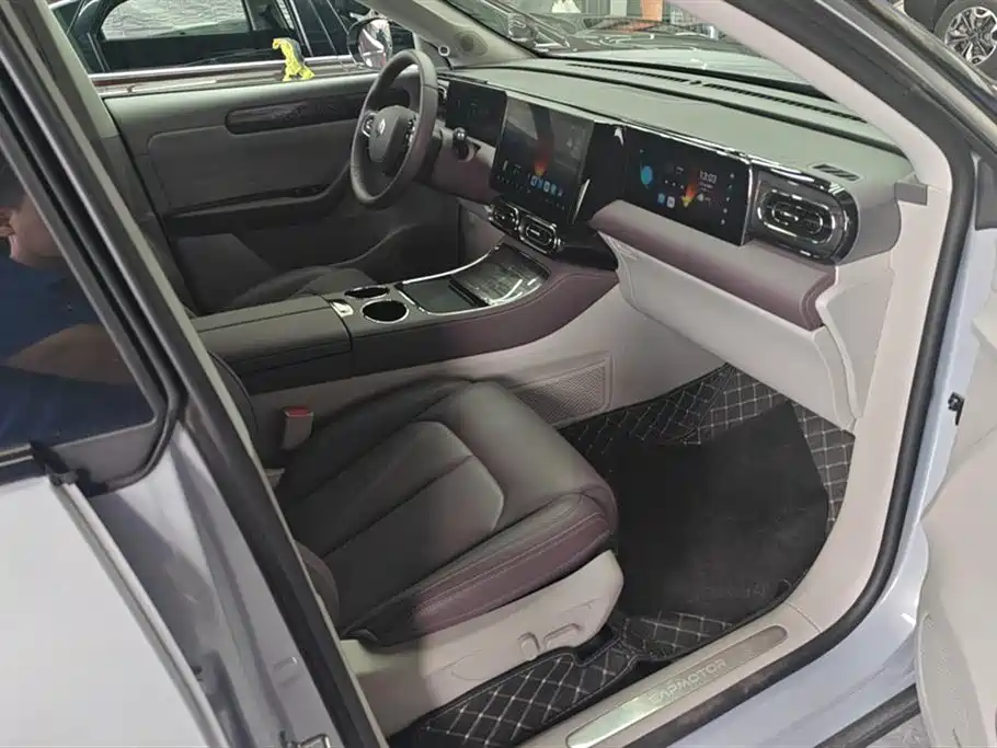 Zero run C11 2023 Extended Range 300 Smart Edition