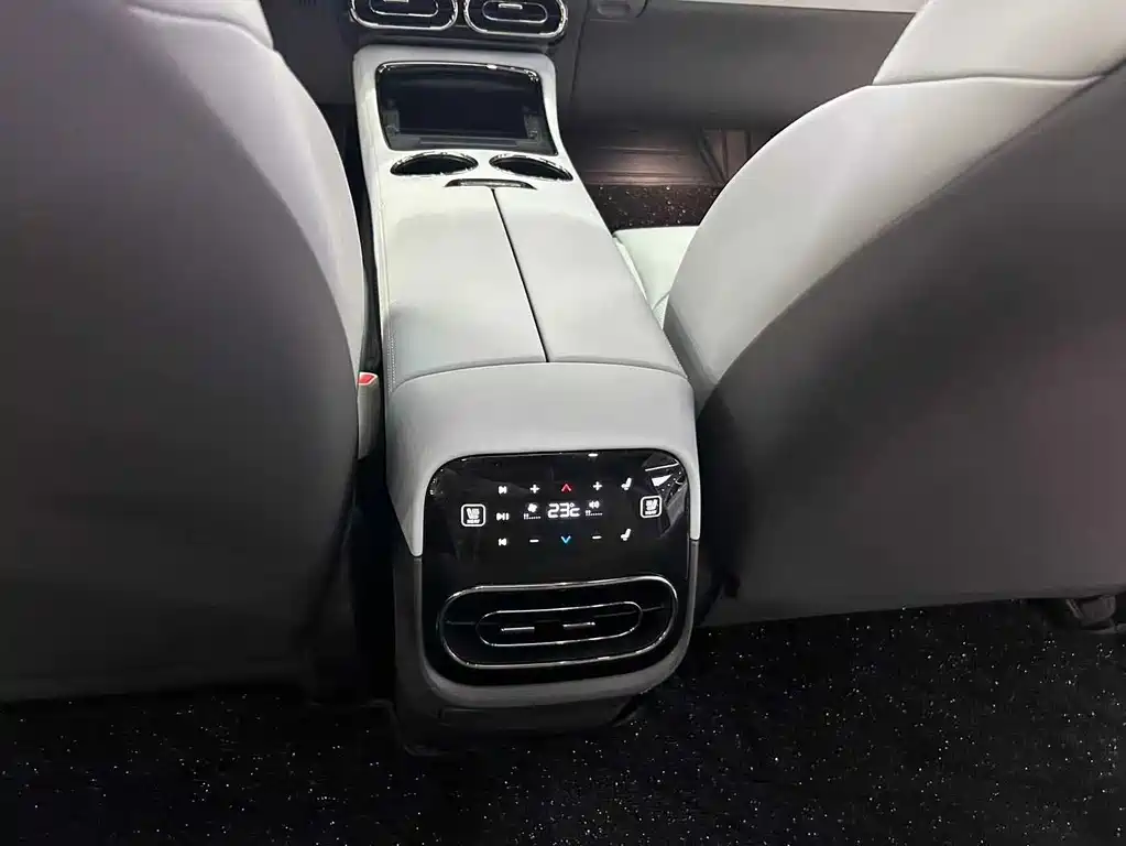 Фото машины 18