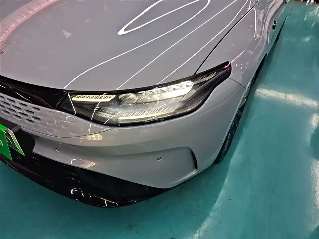 Фото машины 24