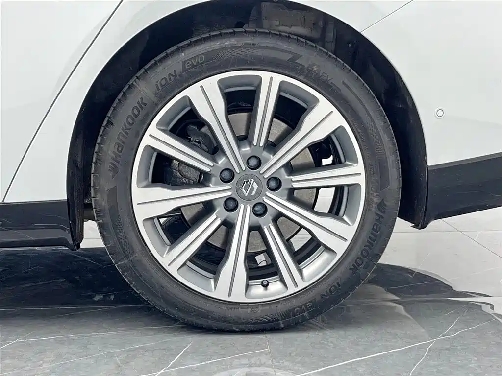 Фото машины 26