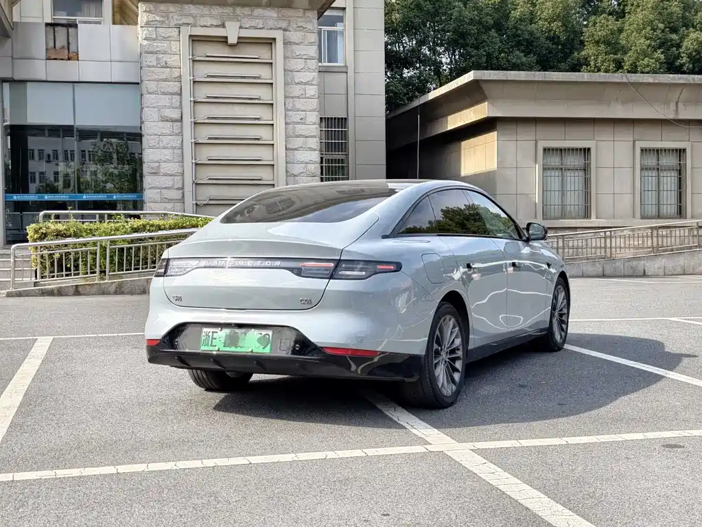 Фото машины 10