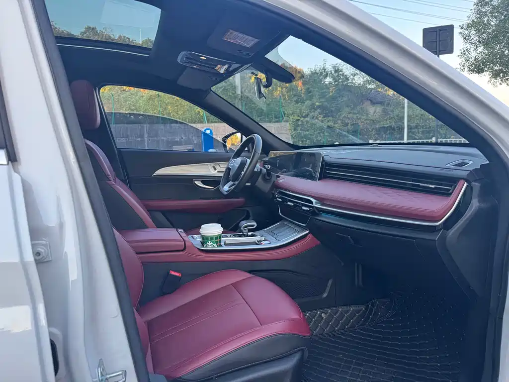 Jietu X70 PRO 2023 1.6T DCT Yuexiang PRO 5 seats