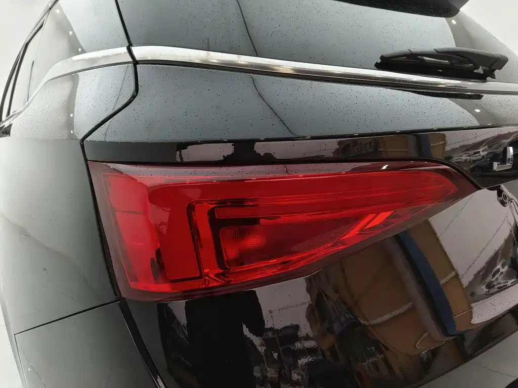 Jietu X95 2020 1.6T DCT Conquest Pro Version 7 seats