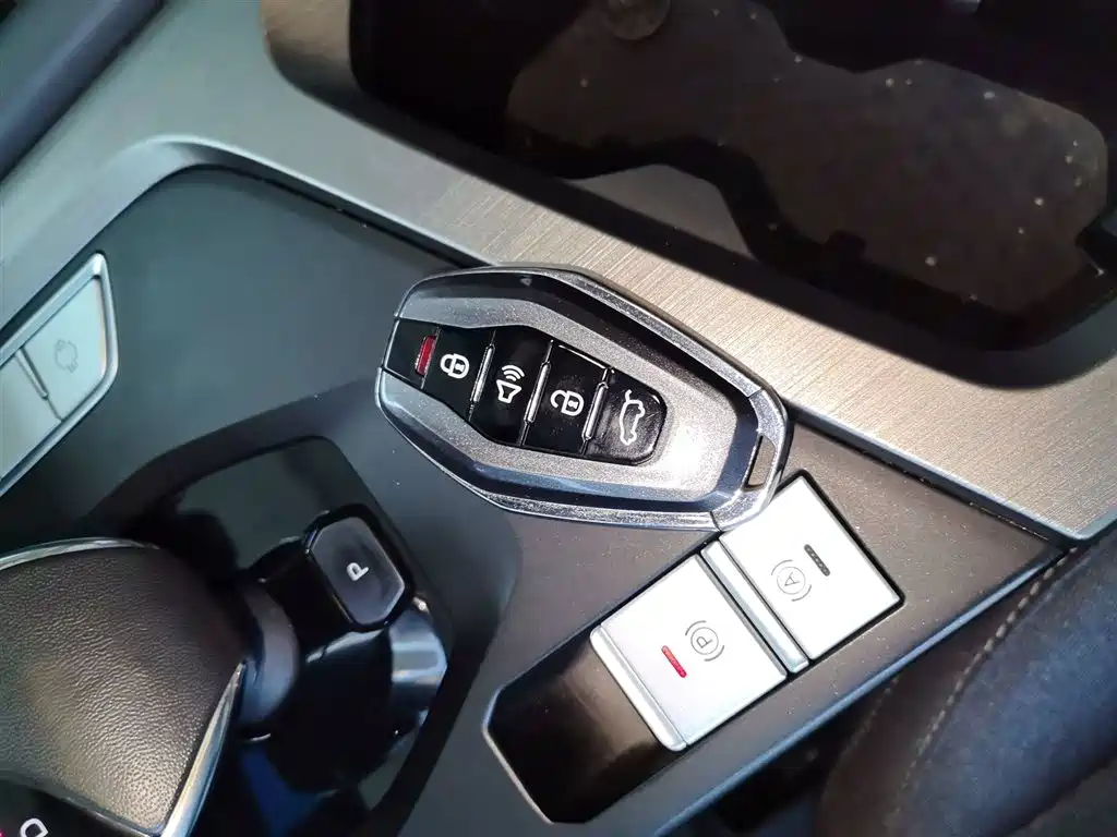 Jietu X70S 2022 1.5T DCT Vitality Edition 7 Seats