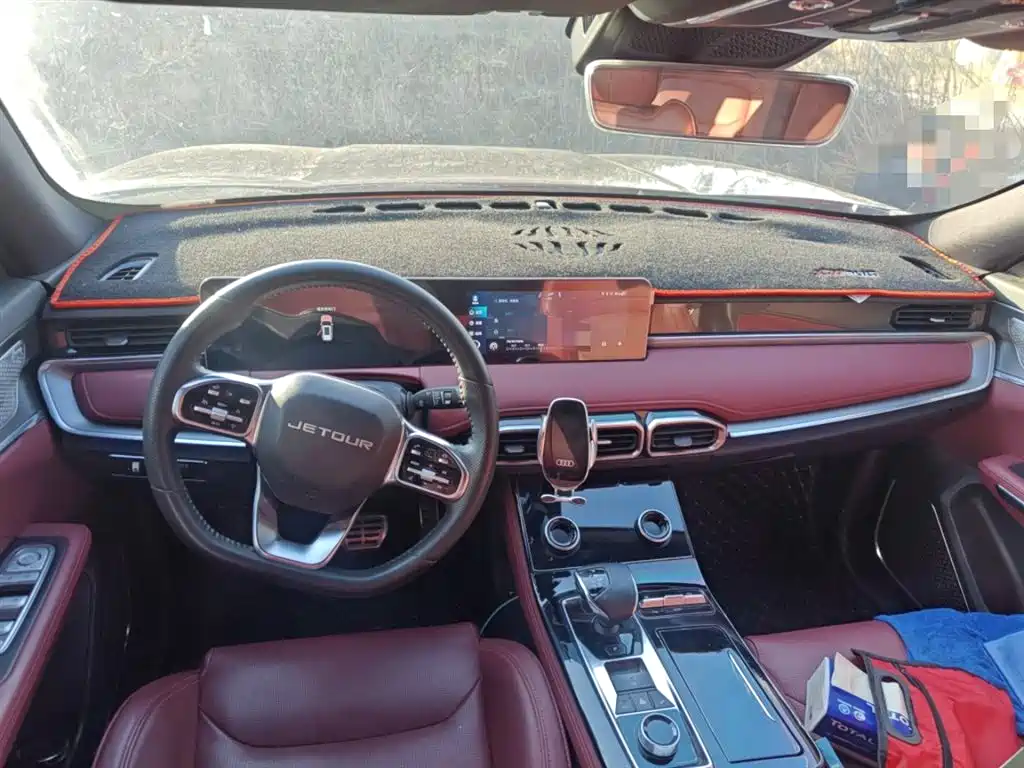 Jietu X70 PLUS 2021 model 1.6T DCT ground 7 seats