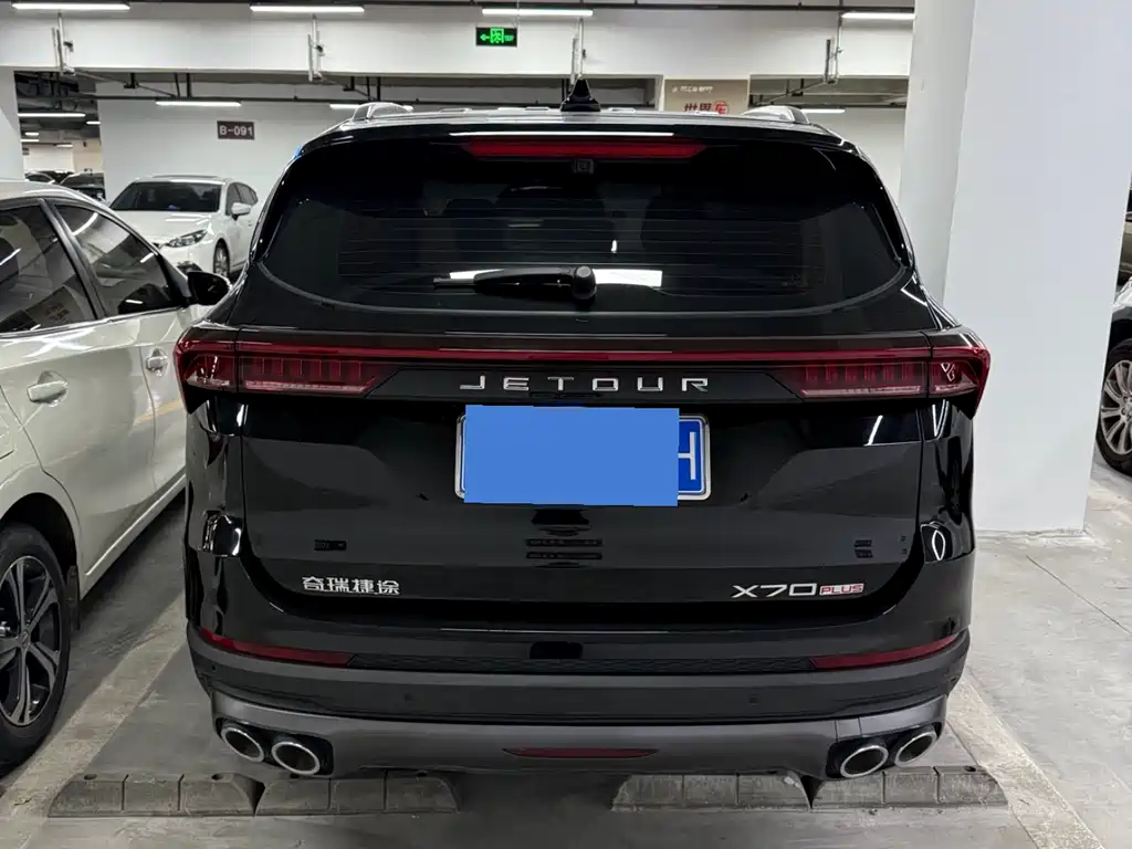 Jietu X70 PLUS 2024 Champion Edition 1.5T DCT Champion MAX 5 Seats