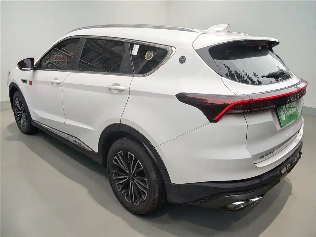 Jietu X70 PLUS 2024 Champion Edition 1.5T DCT Champion PRO 7 Seats