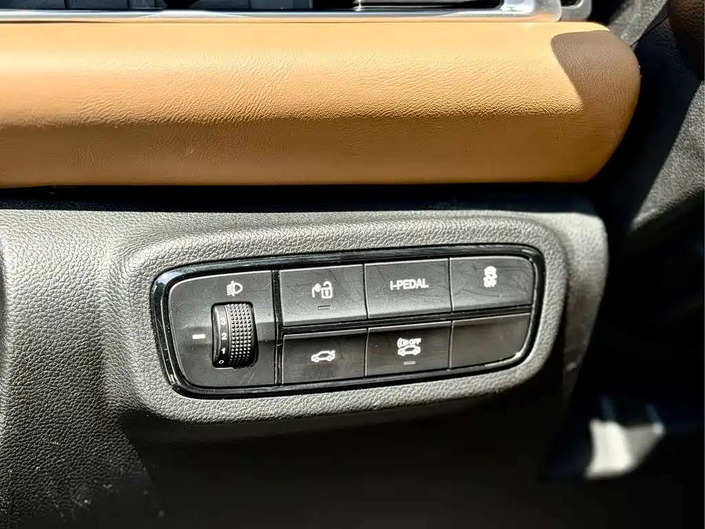 GAC Toyota iA5 2019 Leading Version