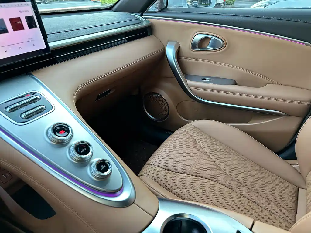 Фото машины 23