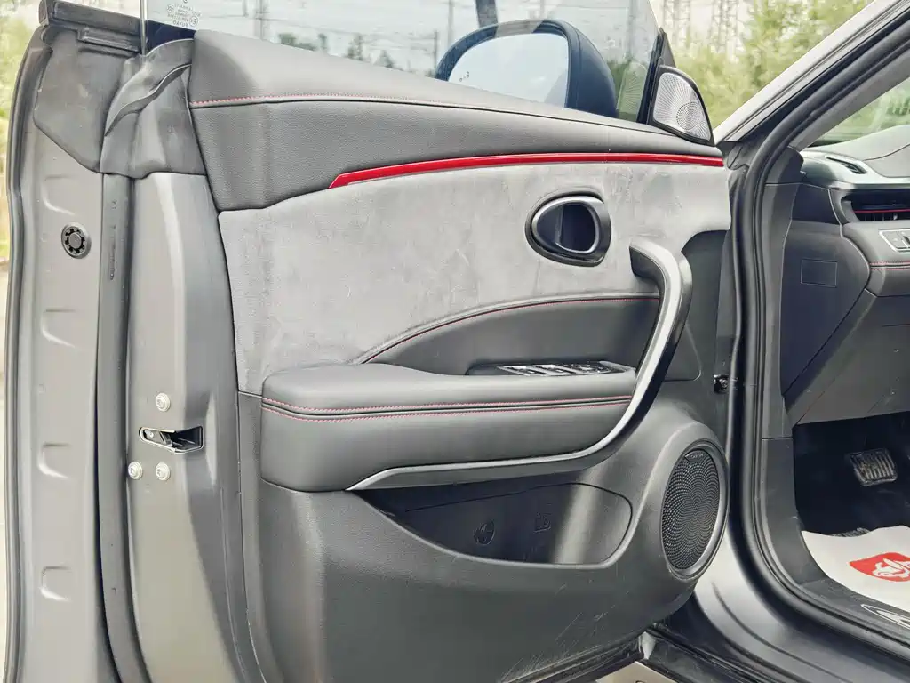 Euler Lightning Cat 2024 Dark Night Edition 555km Premium Edition