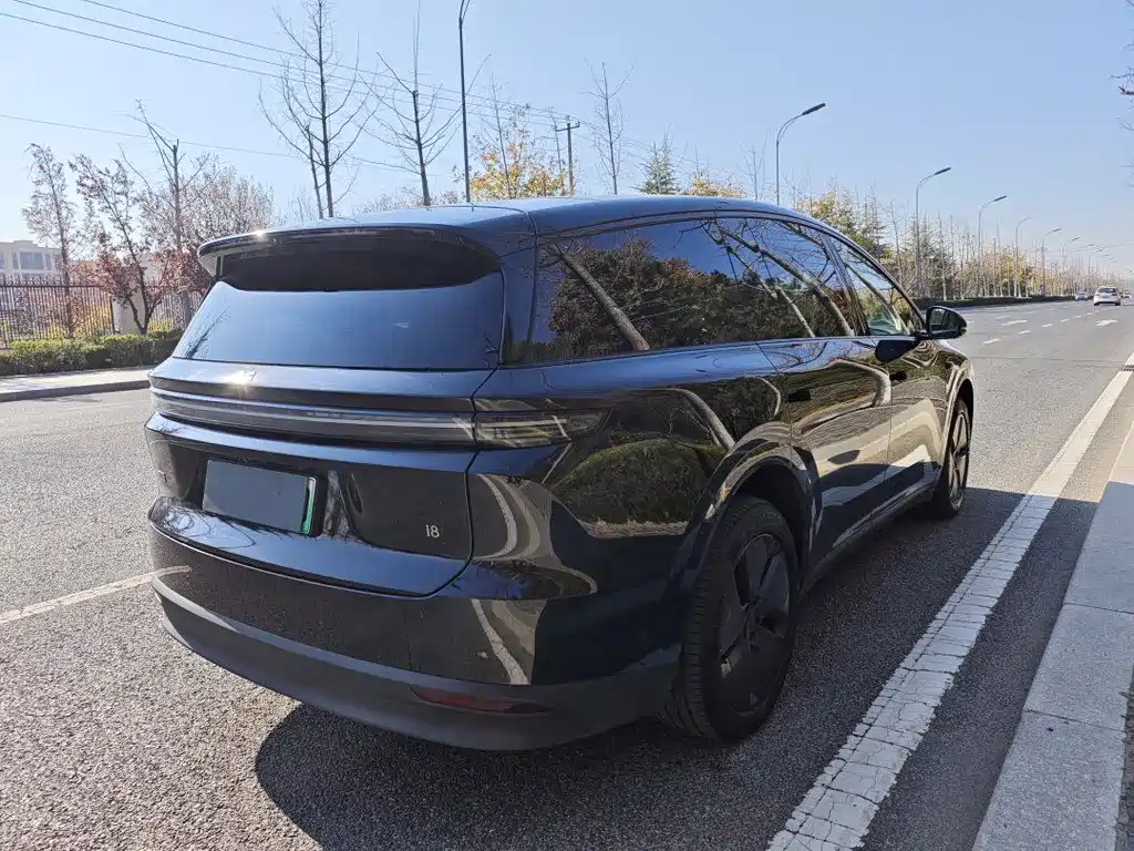 Ideal i8 2025 Standard Edition