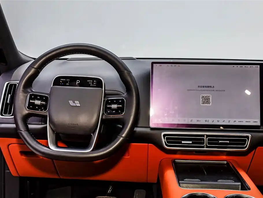 Фото машины 30