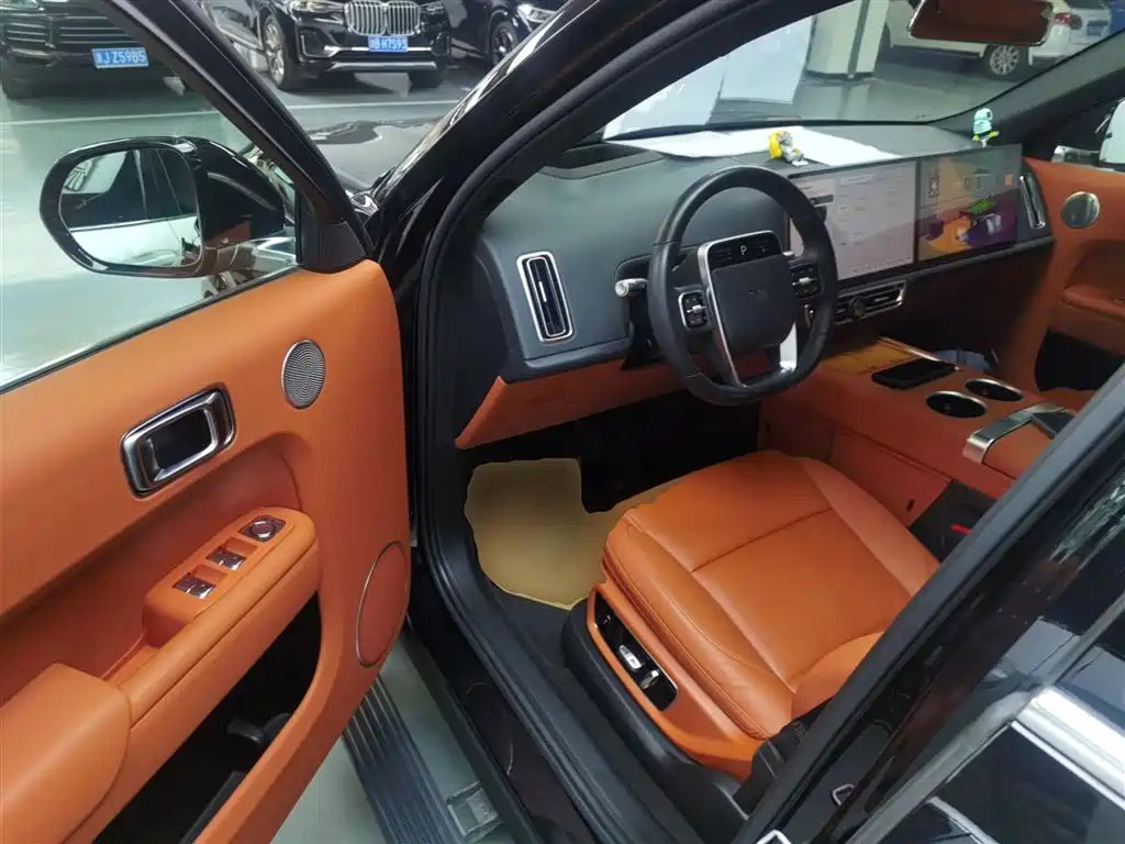 Фото машины 10