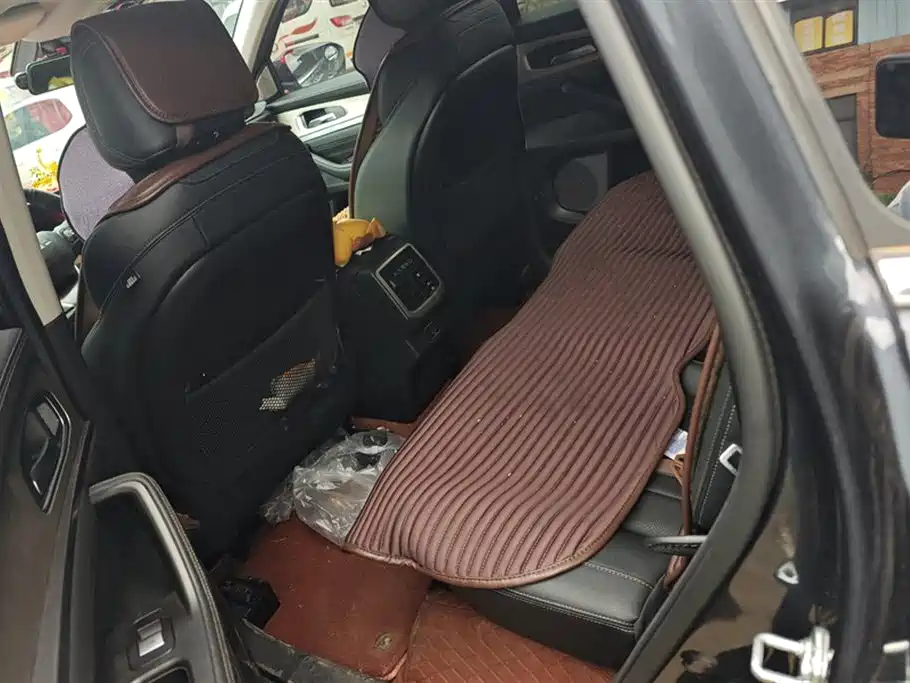 Xingtu Lanyue 2024 Discovery Edition 400T Four-wheel drive Starlight 7-seater