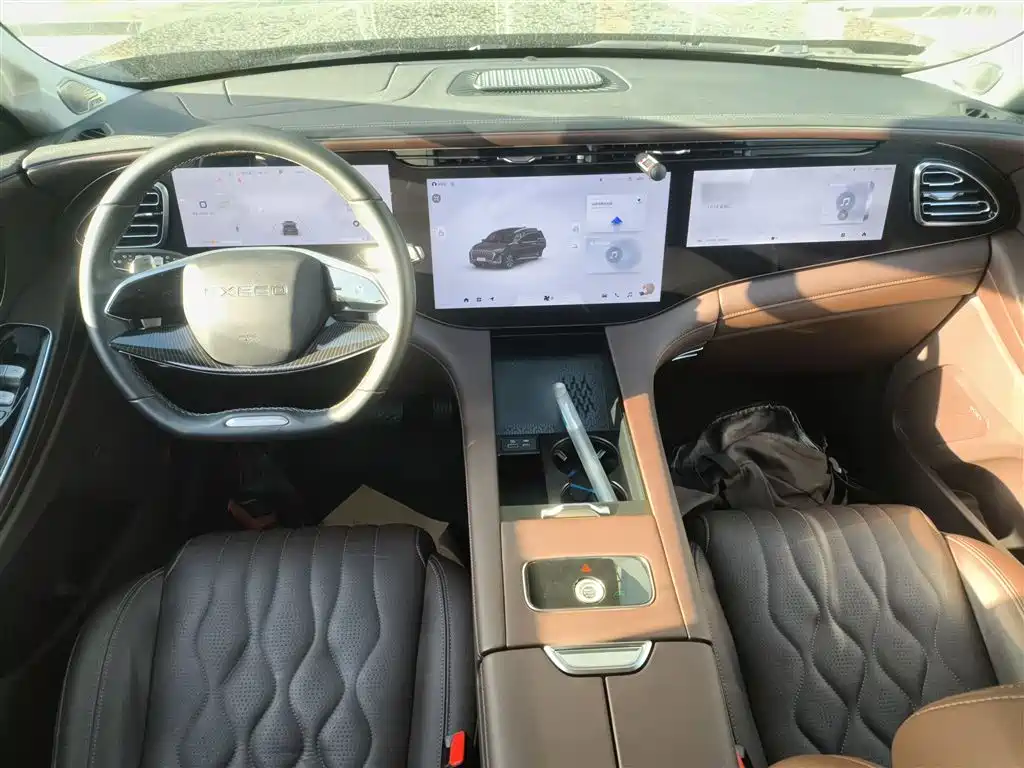 Xingtu Lanyue 2023 400T four-wheel drive Xingyao Edition 7-seater