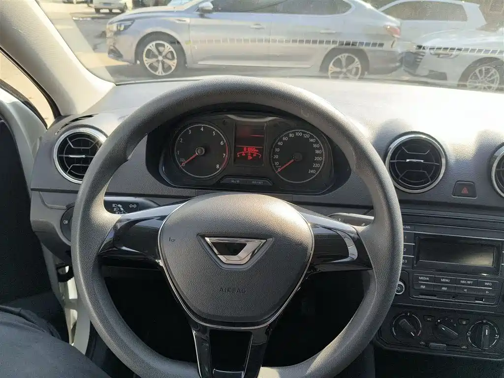 Jetta VA3 2021 1.5L automatic Upward Life version