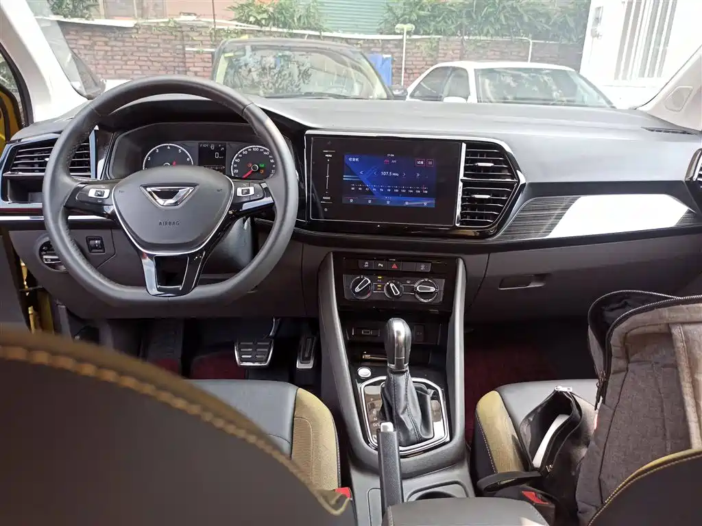 Jetta VS5 2019 280TSI automatic enjoyment type