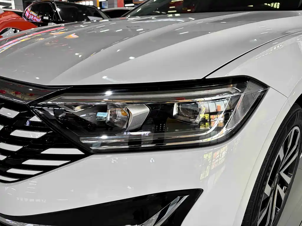 Jetta VA7 2025 model 1.4T first come first served version