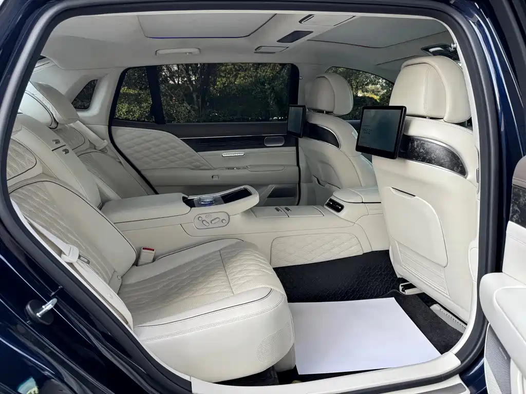 Фото машины 10