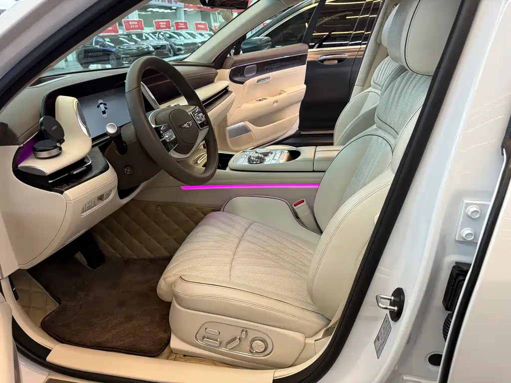 Genisys G90 2023 3.5T Ultimate Edition