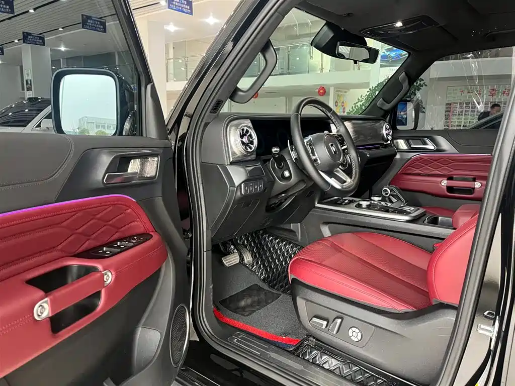 Tank 300 2024 2.0T Conqueror