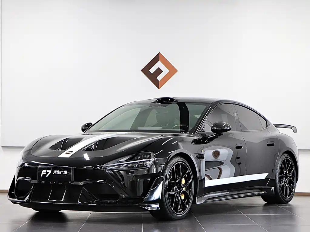 Xiaomi SU7 Ultra 2025 Ultra