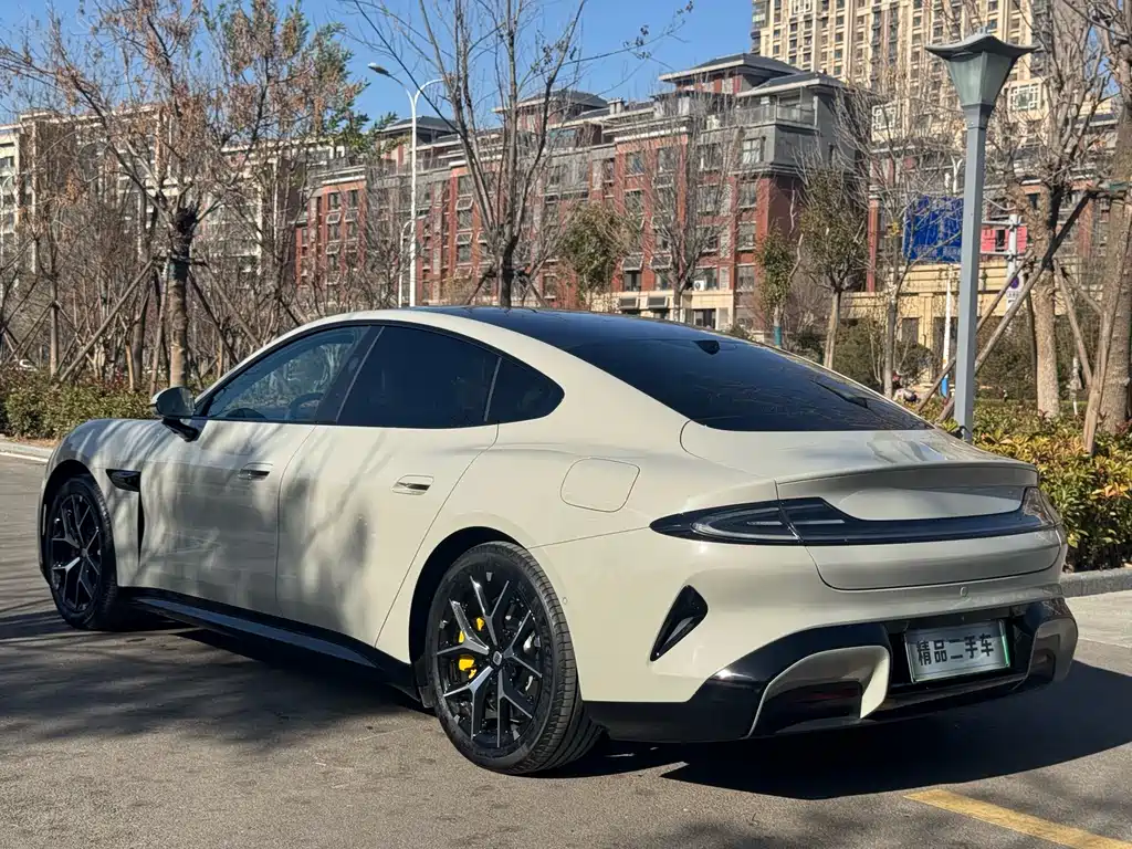 Xiaomi SU7 2024 rear-drive long battery life smart driving version