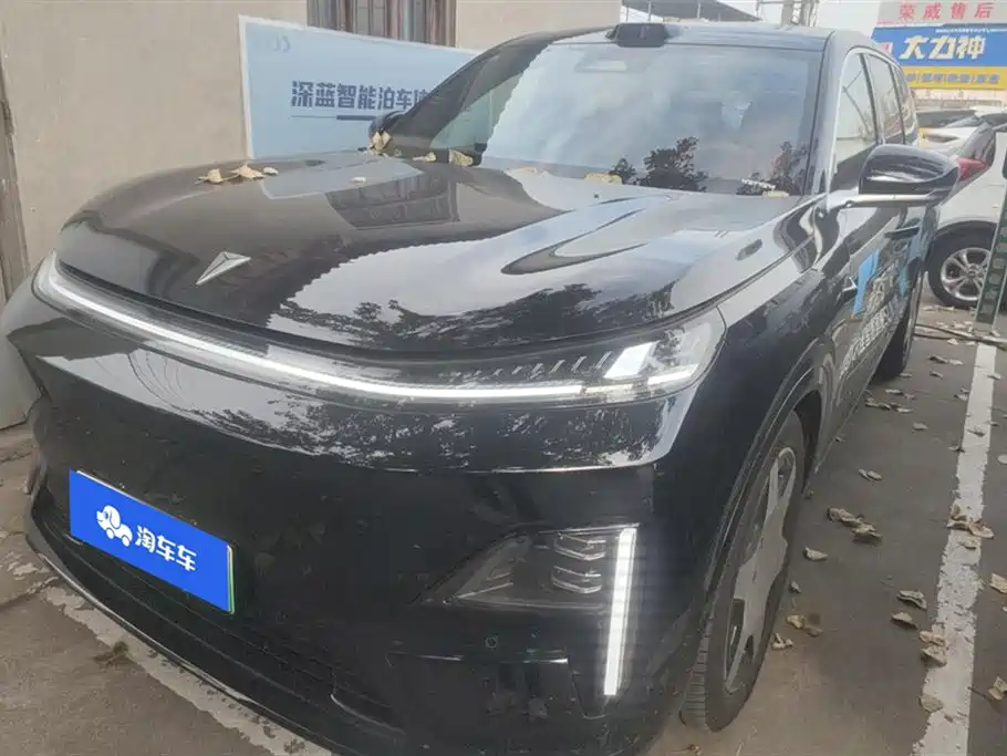 Dark blue S09 2025 four-wheel drive Ultra+ high-definition version