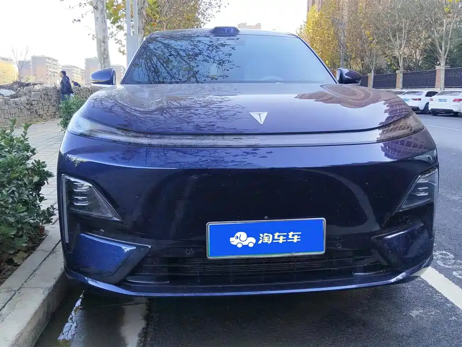 Dark blue S09 2025 four-wheel drive Ultra+ high-definition version