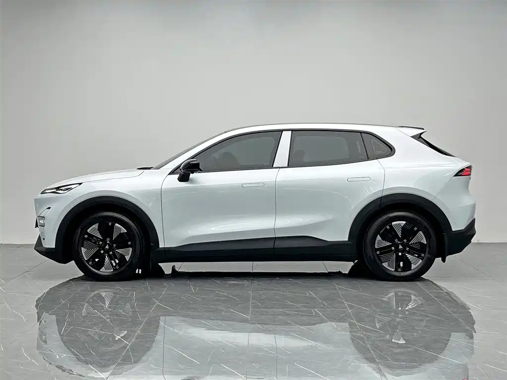 Фото машины 24