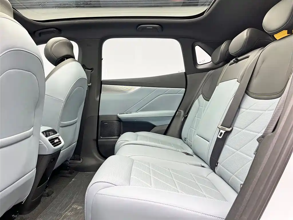 Фото машины 10