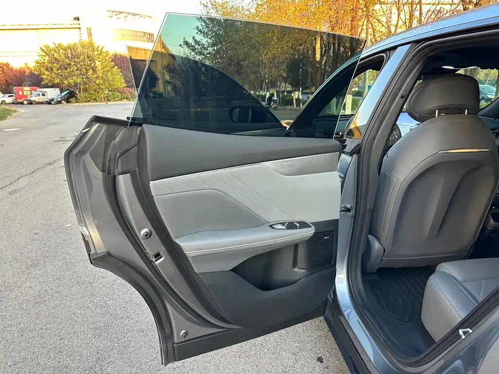 Фото машины 11