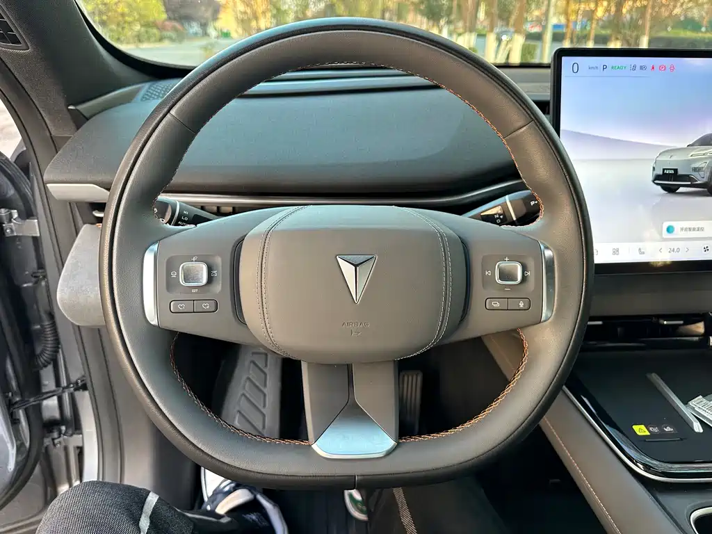 Dark blue S05 2024 510Max pure electric version