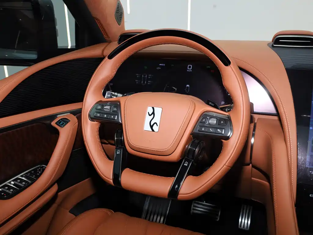 Фото машины 24