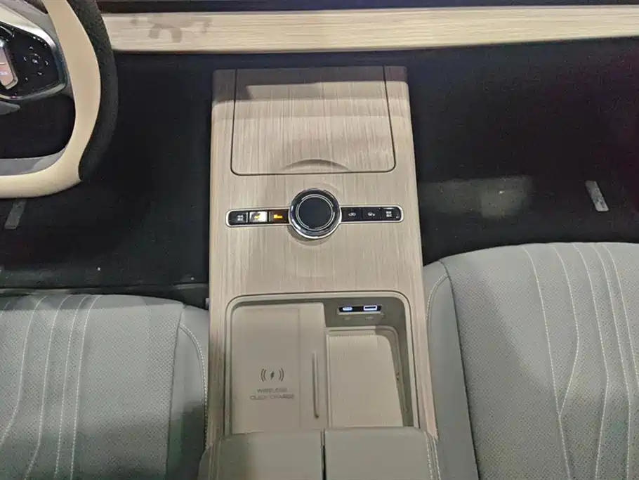 Galaxy E8 2024 550km rear drive MAX