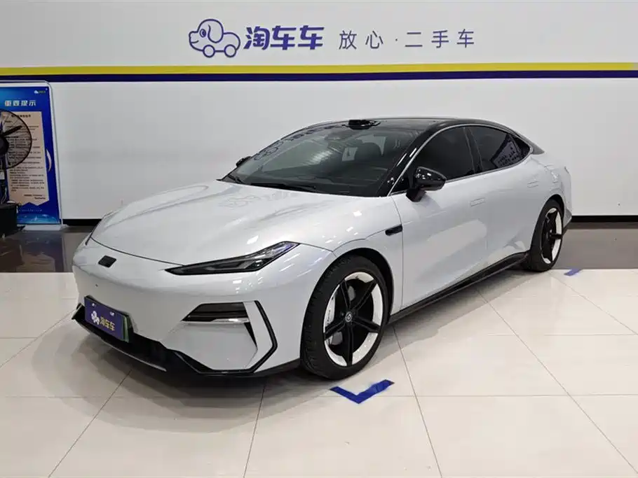 Galaxy E8 2024 550km rear drive PRO