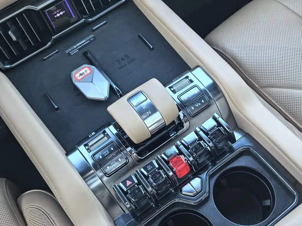 Leopard 8 2025 Zhiyong Ultimate Edition 7 Seats