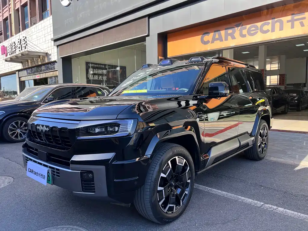 Leopard 8 2025 Zhiyong Ultimate Edition 7 Seats